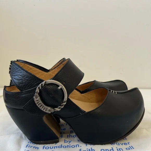 John Fluevog PREPARE GUIDE PLATFORM MARY JANE HEEL Size 7 - Picture 7 of 11